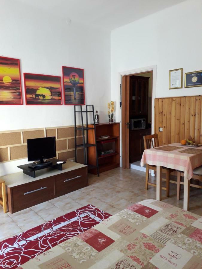 Appartamento "Da Mamma Agnese" กอร์กอนโซลา ภายนอก รูปภาพ